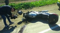 Мотоциклист на полном ходу влетел под колеса внедорожника на Сахалине, Фото: 5