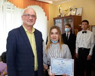 Школьники Южно-Сахалинска получили премии мэра, Фото: 8