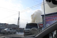 Здание общежития горит в Долинске, Фото: 4
