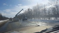 Грузовики улетели в кювет на автодороге Южно-Сахалинск - Оха, Фото: 1