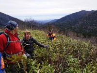 На Сахалине спасатели эвакуировали с пика Чехова заблудившуюся пару, Фото: 5