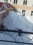 Снежная лавина сошла во двор детского сада в Соколе, Фото: 8