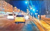 Очевидцев столкновения двух "Тойот" ищут в Южно-Сахалинске, Фото: 1