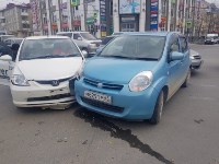 Очевидцев столкновения Toyota Passo и Honda Fit Aria ищут в Южно-Сахалинске, Фото: 2