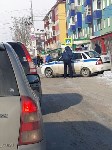 Автомобиль ГИБДД и седан столкнулись в Южно-Сахалинске, Фото: 3