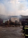 Магазин-склад "НефтеГазСнаб" горит в Поронайске, Фото: 14