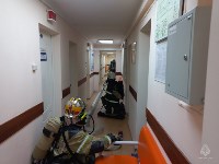 Условный пожар в рентген-кабинете детской поликлиники тушили в Корсакове, Фото: 9