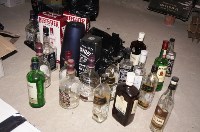 Поддельный алкоголь элитных брендов изъят из оборота на Сахалине , Фото: 6