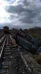 Поезд разорвал иномарку на юге Сахалина, Фото: 3