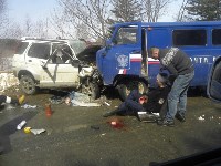 Четыре человека пострадали при столкновении почтового УАЗа и легковушки, Фото: 2
