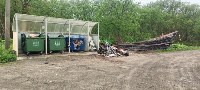 Контейнерные площадки в частном секторе Долинска превращаются в свалки., Фото: 2