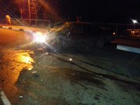 Пьяный автомобилист на Toyota Mark II врезался в КамАЗ-водовоз в Холмске, Фото: 4