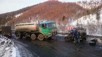 Бензовоз и небольшой внедорожник столкнулись на трассе Южно-Сахалинск – Углегорск, Фото: 5