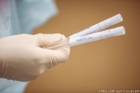 Около ста человек сдали тест на коронавирус в Сахалинской областной думе, Фото: 1