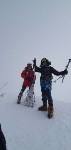"Видимость 2 метра, снег по колено": сахалинский предприниматель поднялся на Эльбрус, Фото: 3
