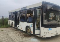 Подростки разбили стёкла автобусов на территории АТП в Невельске, Фото: 3