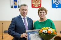 Премию мэра Южно-Сахалинска получили 13 горожан, Фото: 15