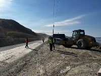 На участке Холмск — Яблочное уложили более 3,6 километров асфальта, Фото: 2