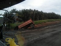 Грузовик "потерял" прицеп с углем в Углегорском районе, Фото: 3