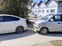 В Южно-Сахалинске разыскивают свидетелей ДТП на улице Карпатской, Фото: 2