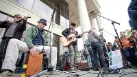 Борис Гребенщиков дал уличный концерт в Южно-Сахалинске, Фото: 74