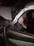 Три человека пострадали при столкновении грузовика и седана в Углегорском районе, Фото: 2