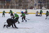 Юные хоккеисты и их отцы сразились на льду корта "Черемушки" в Южно-Сахалинске, Фото: 2
