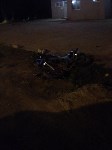 Иномарка и мотоцикл столкнулись на Холмском шоссе в Южно-Сахалинске, Фото: 2
