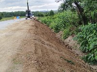 На участках федеральной трассы Южно-Сахалинск – Холмск обновляют дорожное покрытие, Фото: 6