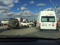 Два человека пострадали при столкновении Гелендвагена и Тойоты в Южно-Сахалинске, Фото: 10