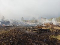 Появились фото последствий крупного пожара в сахалинском селе Восток, Фото: 1