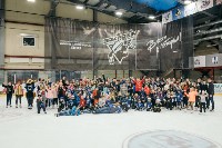 За автографами к хоккеистам «Сахалина» выстроилась очередь в 150 человек, Фото: 57
