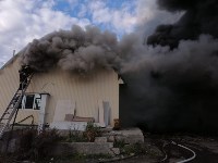 Пожар на оптовой базе в Южно-Сахалинске, Фото: 3