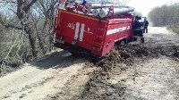 Пожарный автомобиль завяз на дороге на пути к пожару в Южно-Сахалинске, Фото: 3