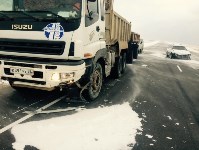 Subaru врезался в груженый самосвал на дороге Ильинское - Шактерск, Фото: 5