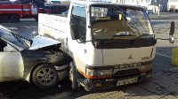 Два человека пострадали при столкновении трех автомобилей в Южно-Сахалинске, Фото: 14