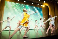 На сцену дома культуры в Южно-Сахалинске вышли 80 танцоров, Фото: 7
