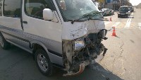 Машина скорой помощи попала в ДТП в Южно-Сахалинске, Фото: 14