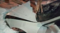 При столкновении Toyota Mark II со столбом в Охе пострадал пассажир иномарки, Фото: 3