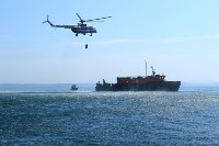 Двоих выпавших за борт «моряков» нашли сахалинские спасатели, Фото: 2