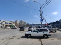 Очевидцев столкновения  Subaru Foreste и Nissan AD ищут в Южно-Сахалинске, Фото: 1