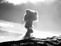 На Парамушире вулкан Эбеко выбросил трехкилометровый столб пепла, Фото: 4