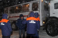 Более шестидесяти автомобилей освободили из снежного плена в Долинском районе, Фото: 6