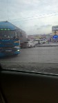 Контейнеровоз, легковушка и небольшой грузовик столкнулись в Южно-Сахалинске, Фото: 5