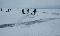 Лед с рыбаками оторвало в Охотском, Фото: 1