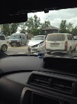 Две "Тойоты" столкнулись в Южно-Сахалинске, Фото: 8