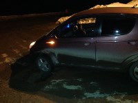 Автомобиль ушел колесом под землю на перекрестке в Аниве, Фото: 10