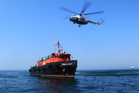 Двоих выпавших за борт «моряков» нашли сахалинские спасатели, Фото: 1
