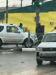 Suzuki Jimny сбил дорожный знак в Южно-Сахалинске, Фото: 1