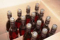 Поддельный алкоголь элитных брендов изъят из оборота на Сахалине , Фото: 2